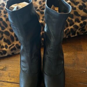 Elegant Black Women's Boots